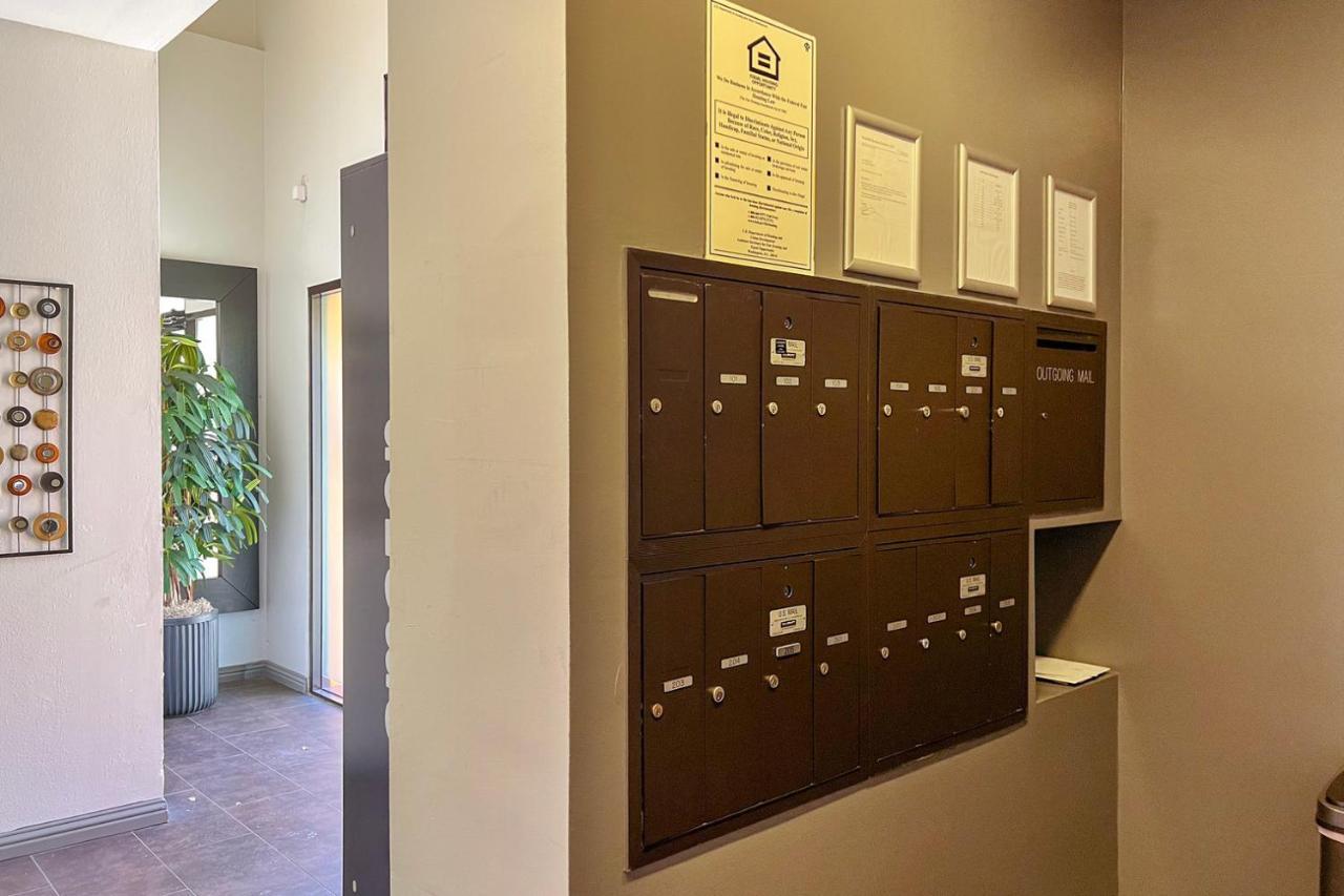 Westwood 2br W Balcony Fireplace Nr Ucla Lax-169 Appartement Los Angeles