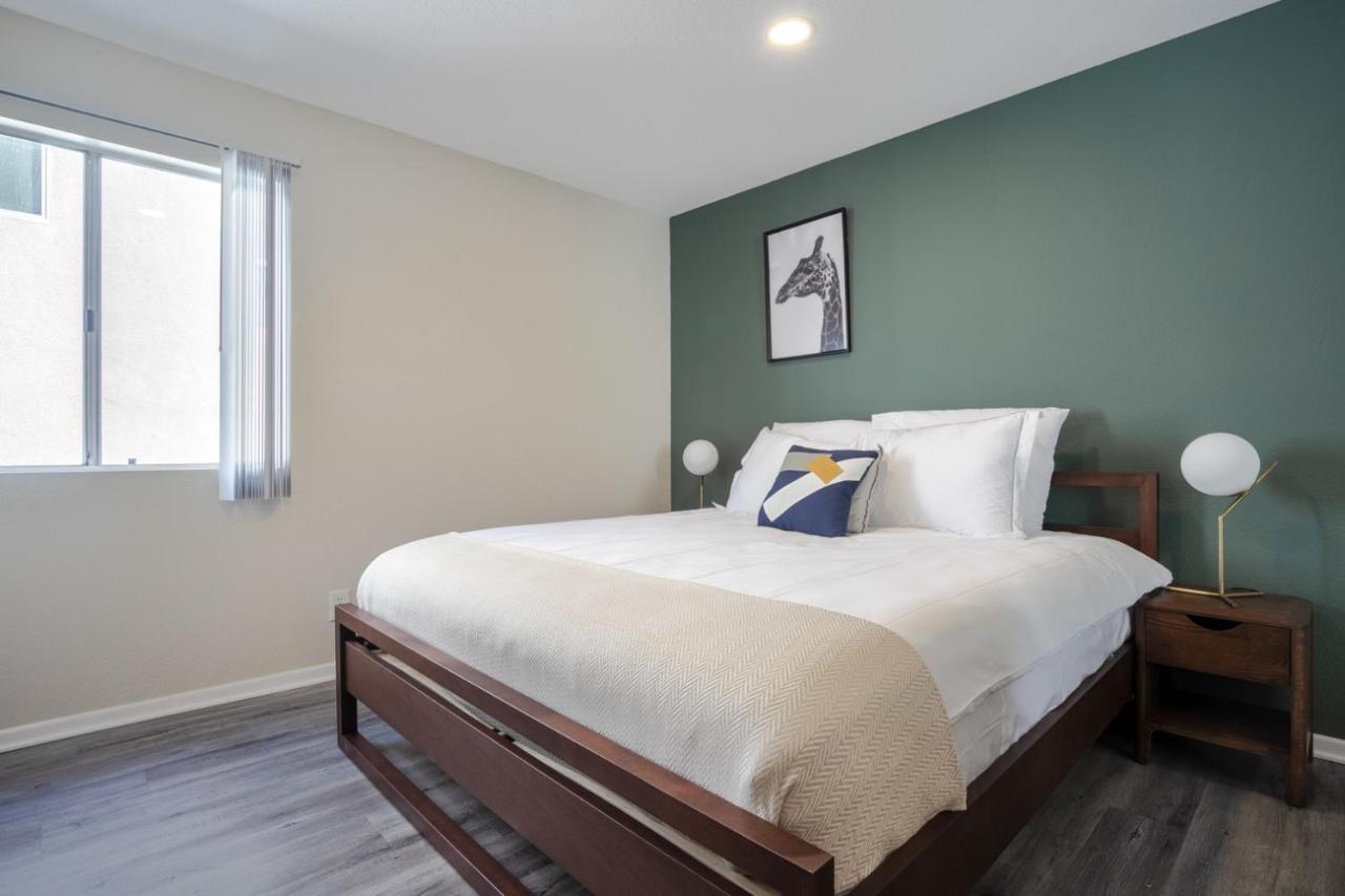 Westwood 2br W Balcony Fireplace Nr Ucla Lax-169 Appartement *